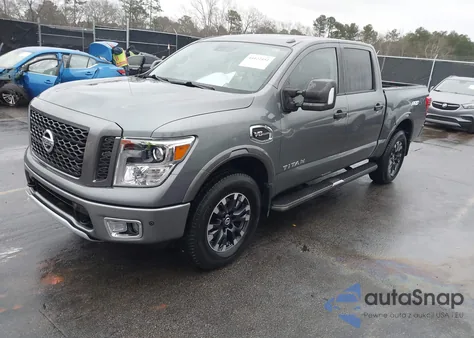 2017 Nissan Titan Pro-4X из США, поврежденный, VIN 1N6AA1E59HN543869
